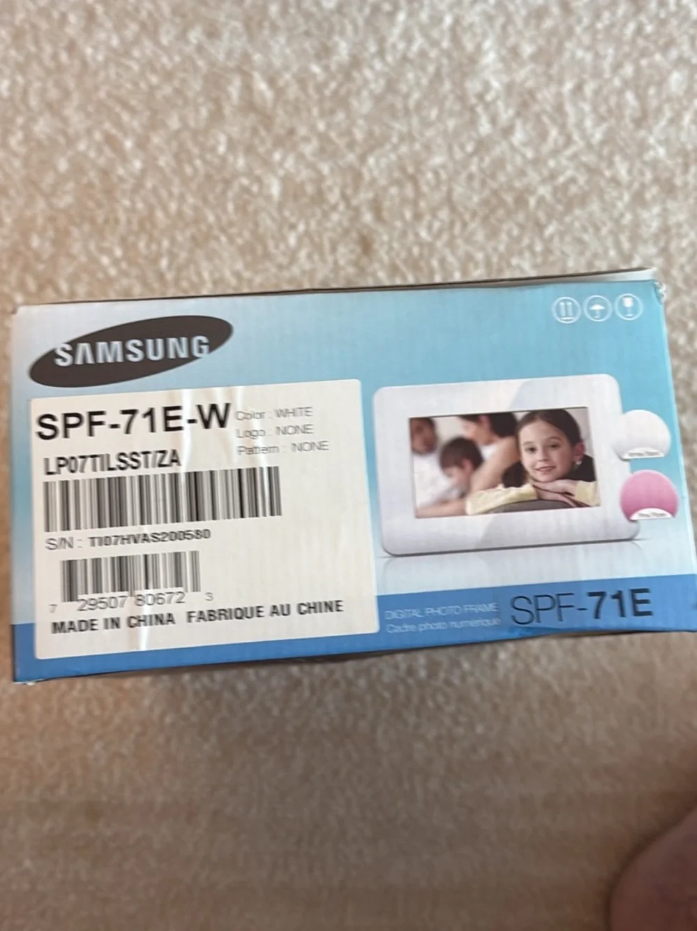 Samsung Digital Photo Frame Box in White and Blue